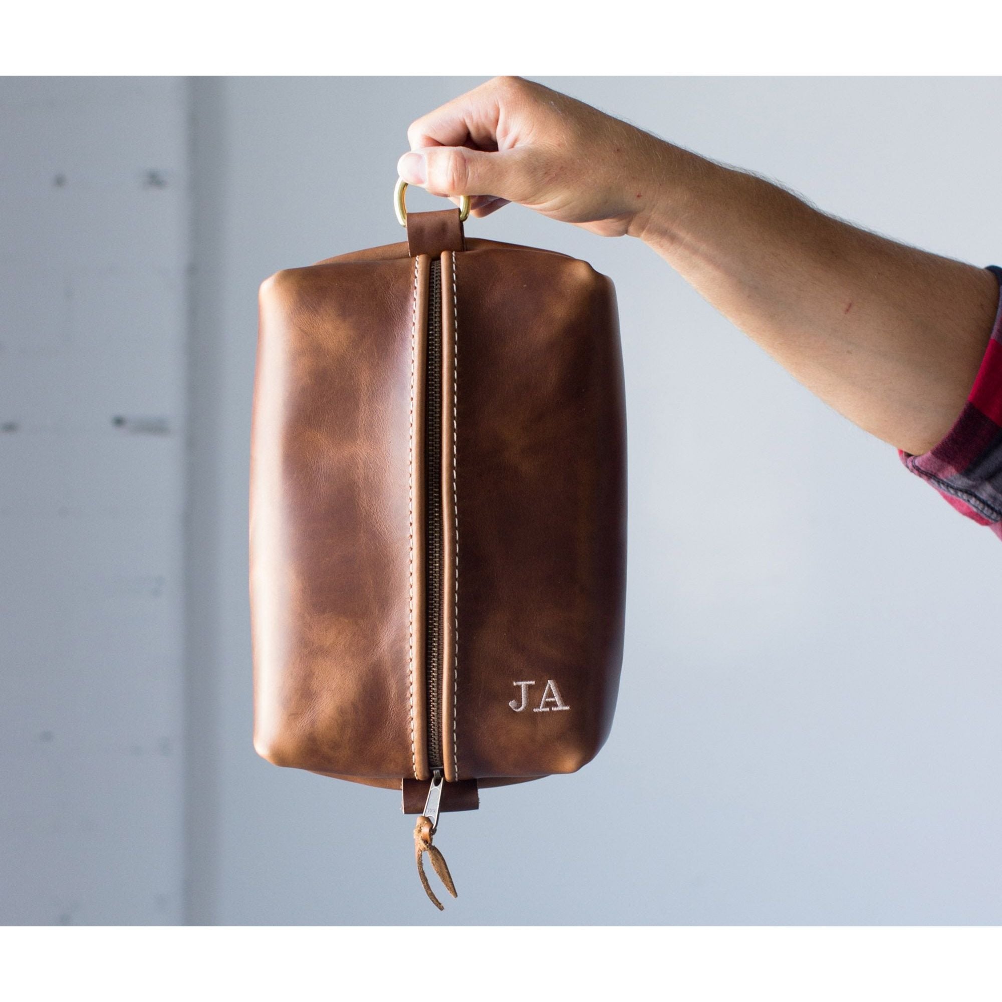 Heirloom Toiletry Bag .