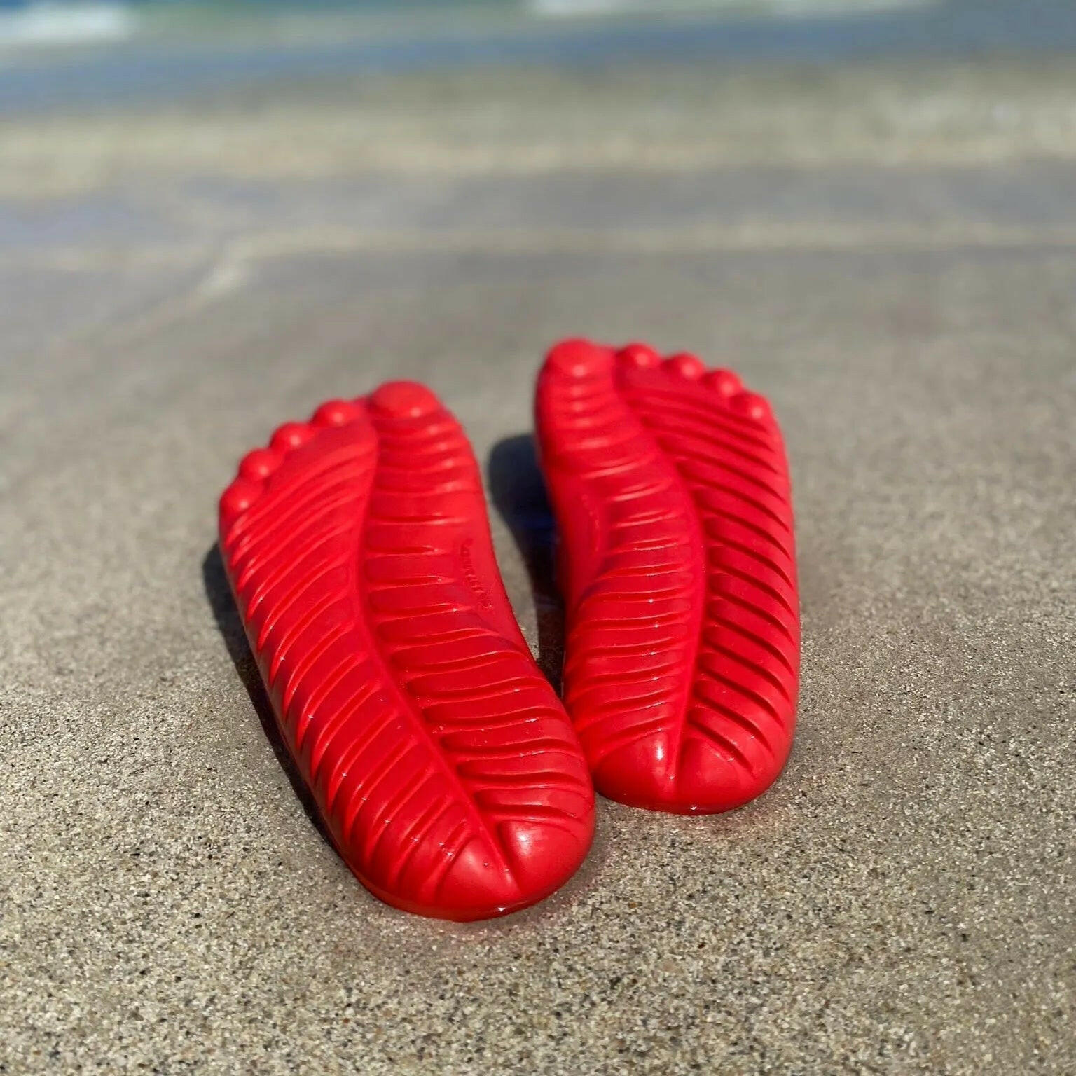 FIRE RED FLIP FLOPS BY GUDO.