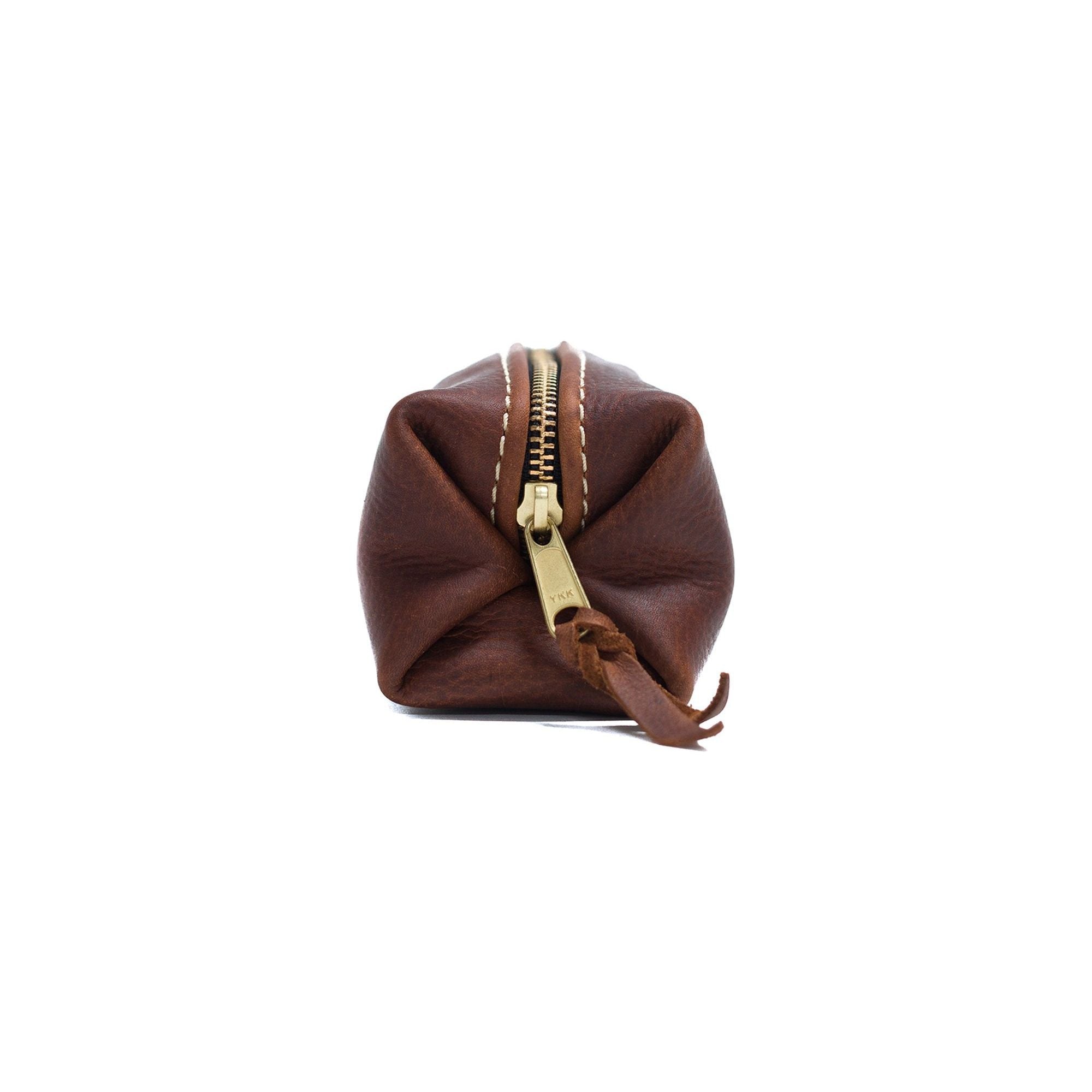 Minimalist Shave Bag .