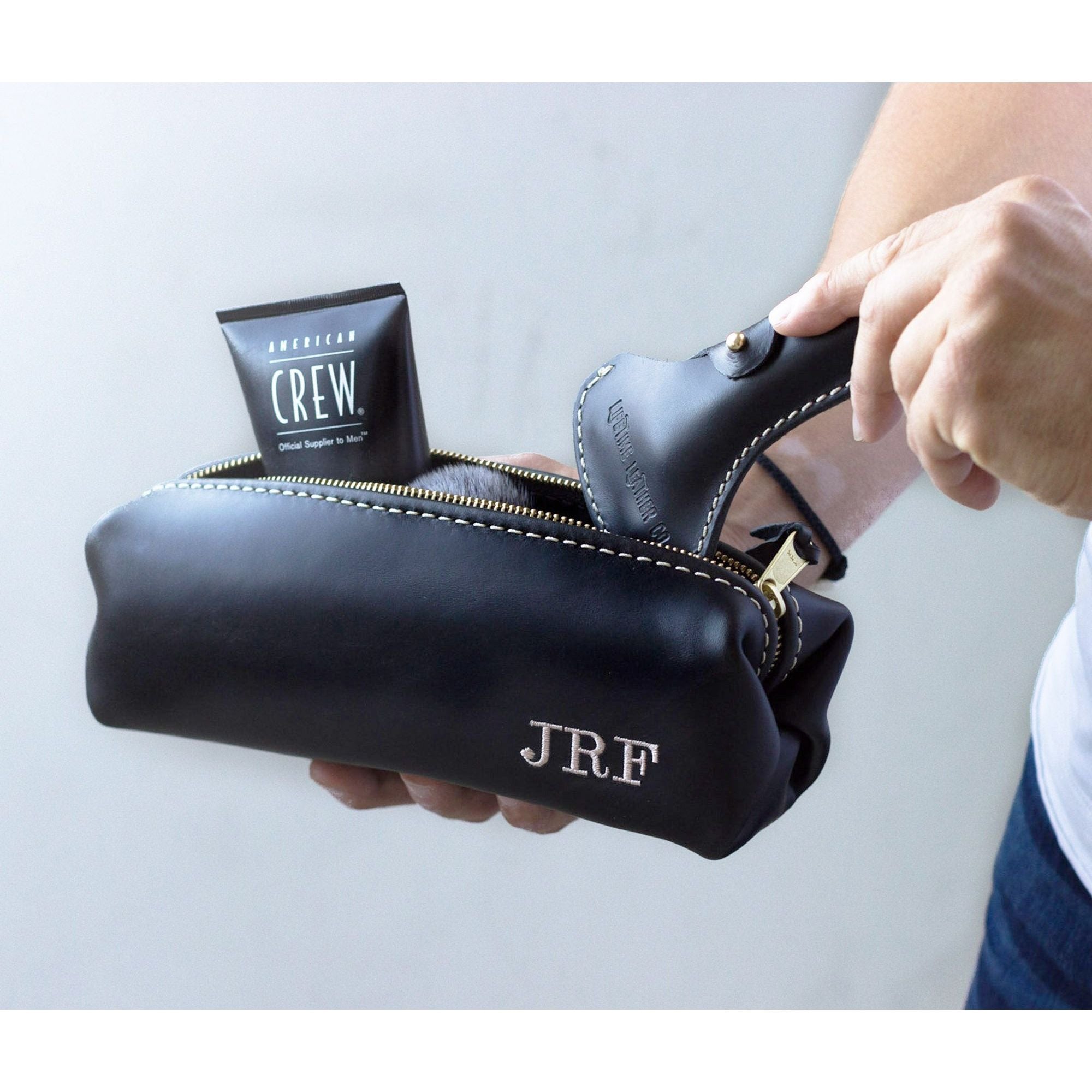 Minimalist Shave Bag .