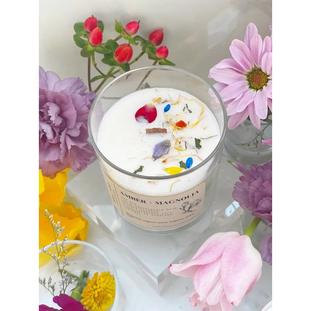Amber Magnolia Clean Burning Candle.