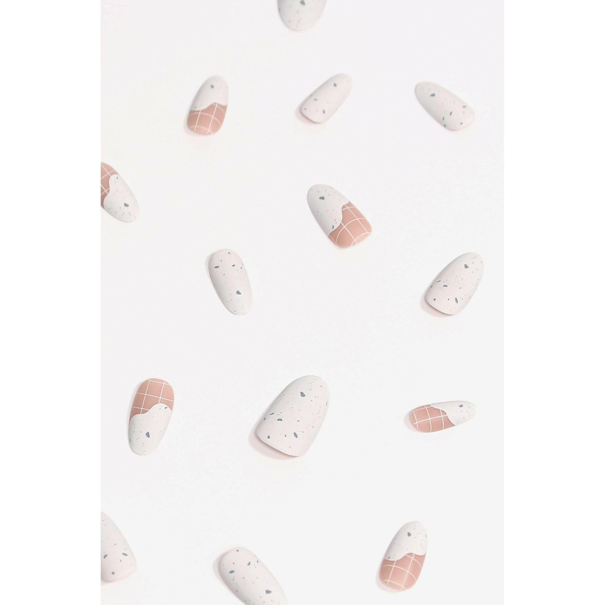 Sundaes and Cones | Soft & Durable Press-On Nails.