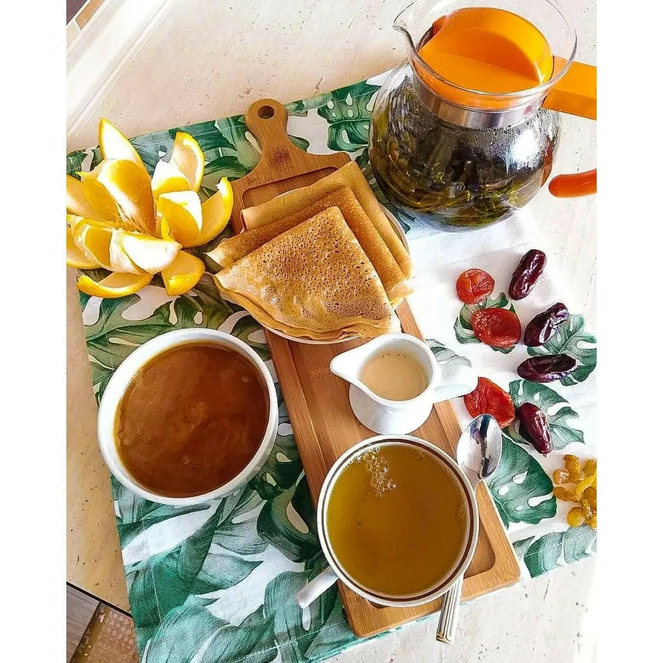 Bamboo Tray 18"x 4.75" For Appetizers / Barbecue / Burgers.