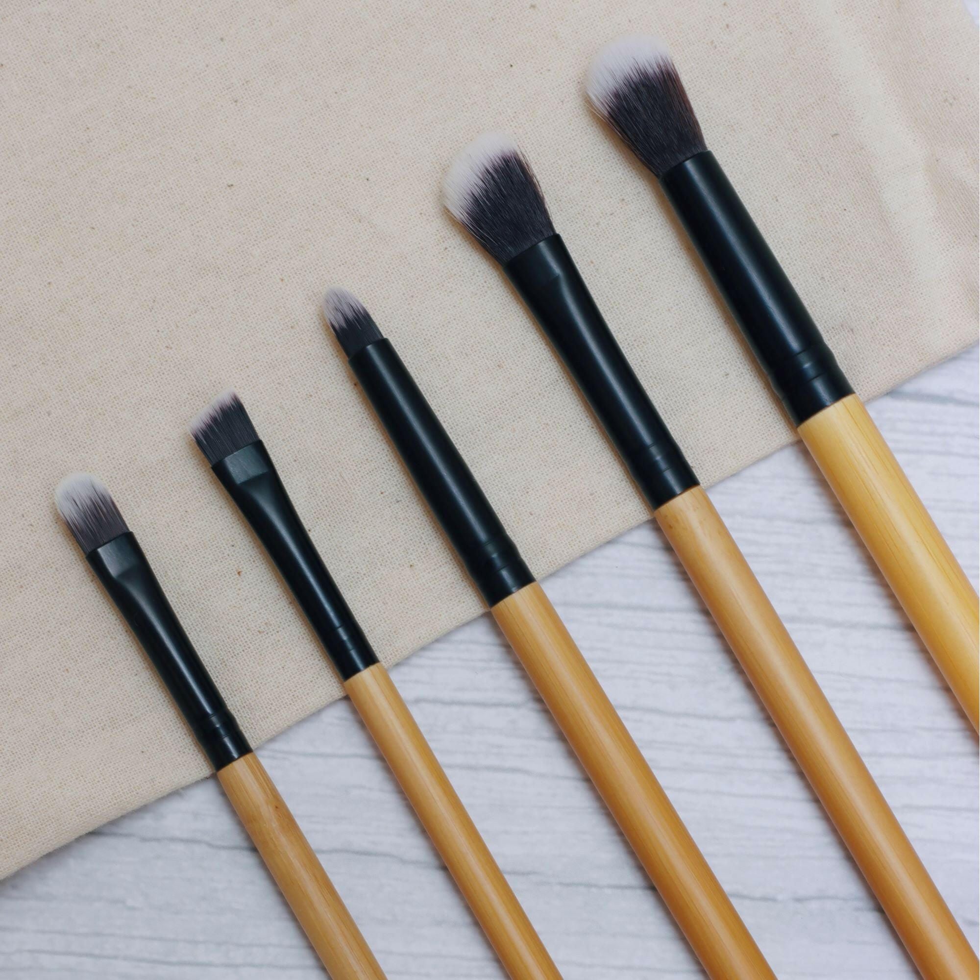 Makeup Brush Set - Beautiful Eyes.