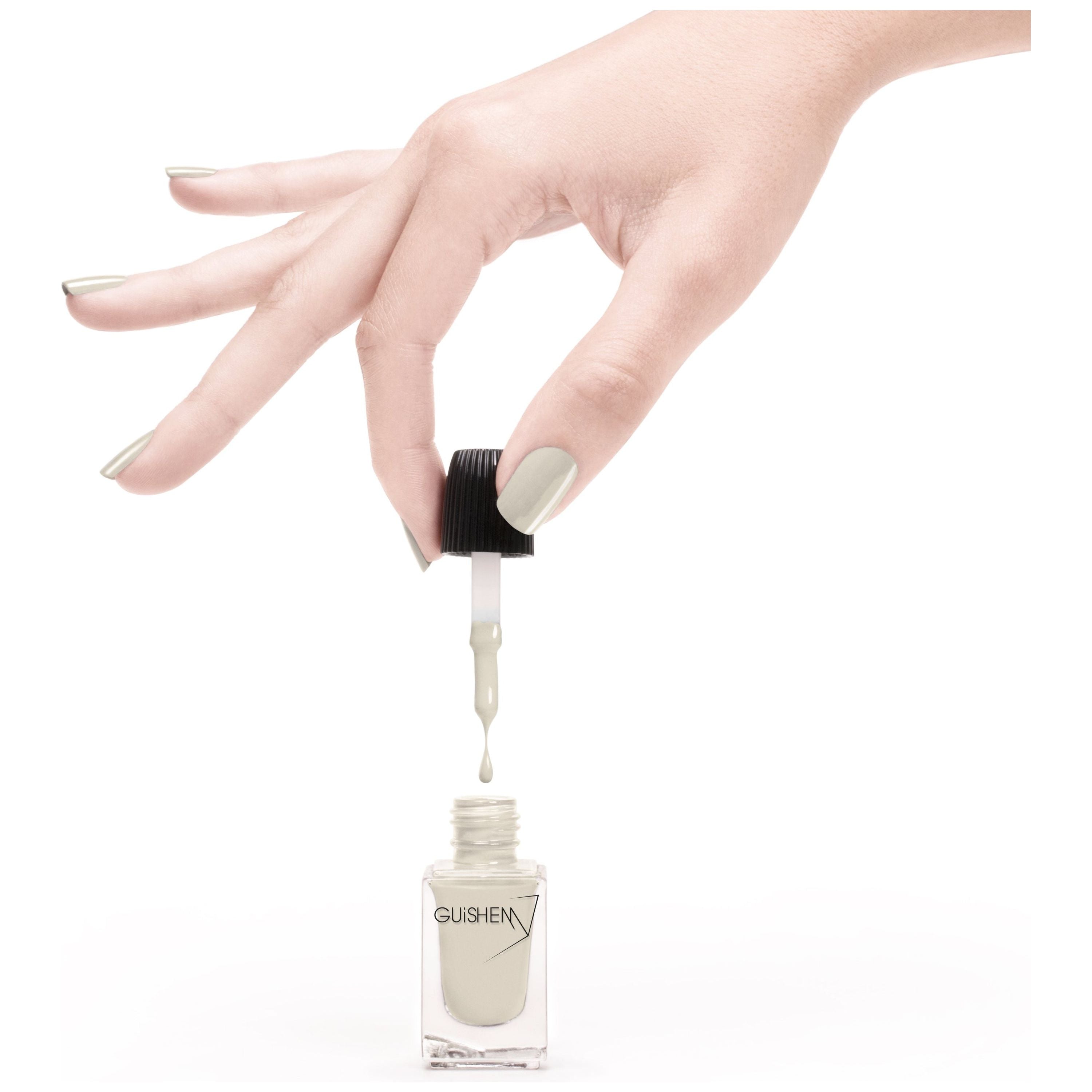 Premium Nail Lacquer CRÈME BRULEE.