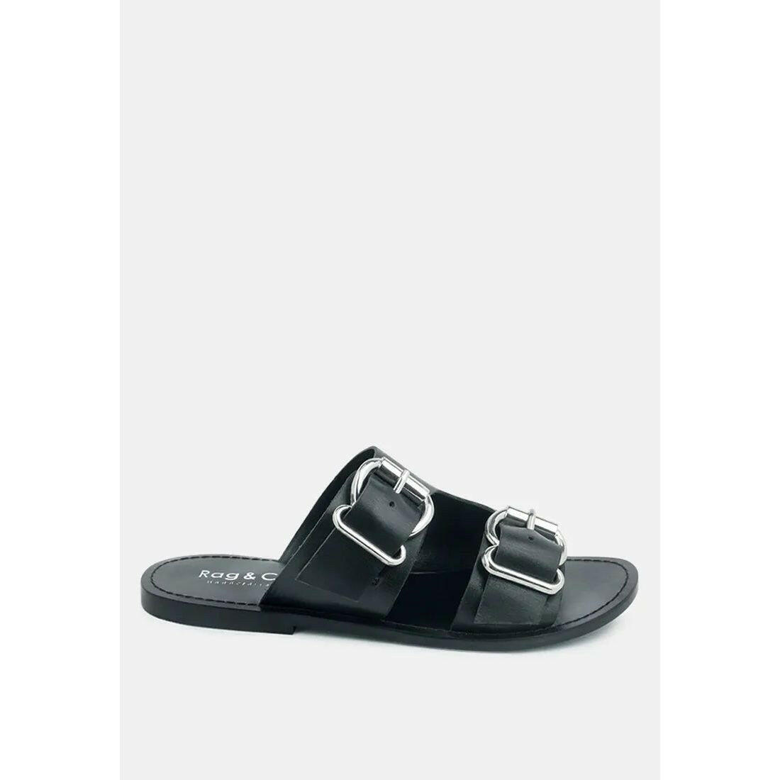 Kelly Flat Sandal With Buckle Straps.