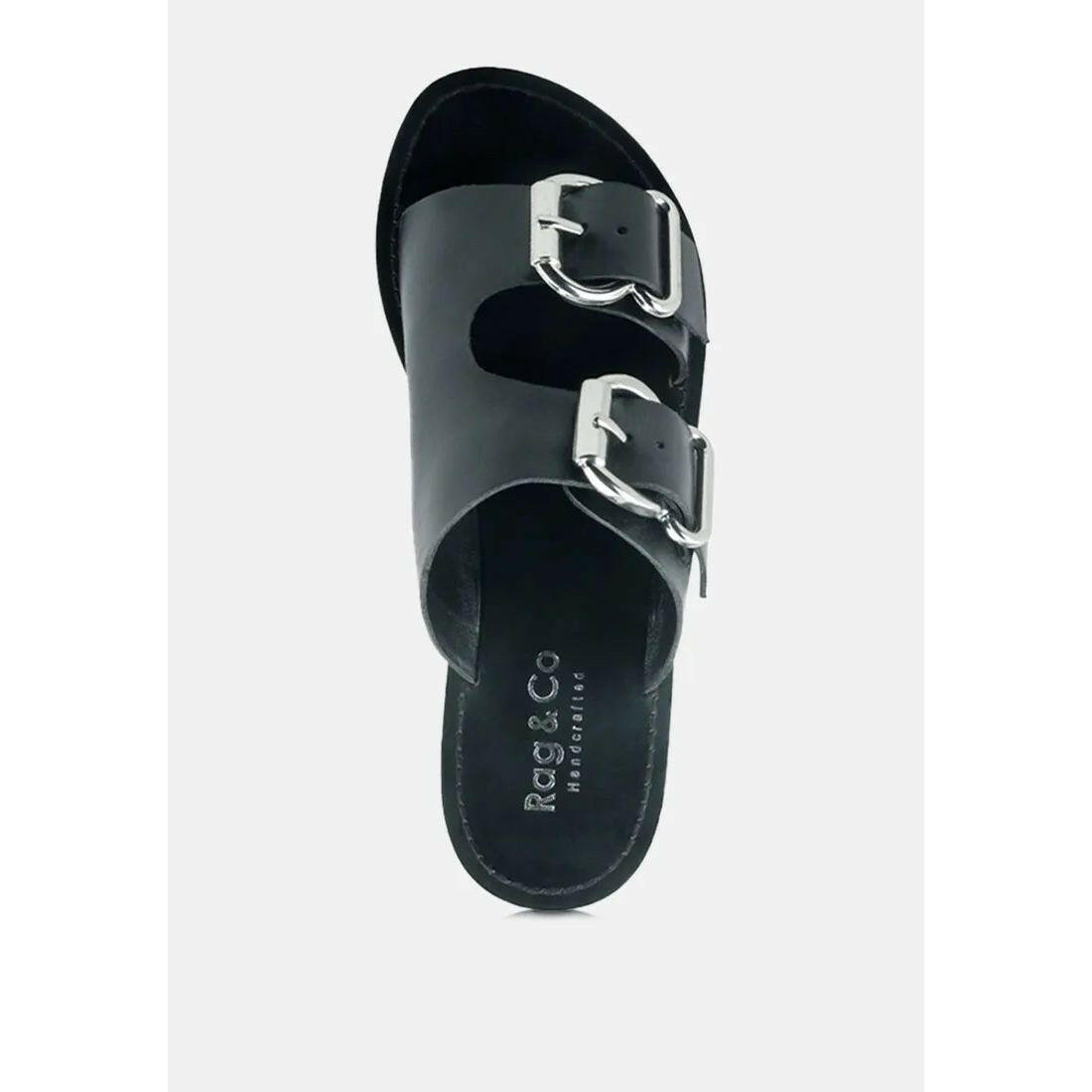 Kelly Flat Sandal With Buckle Straps.