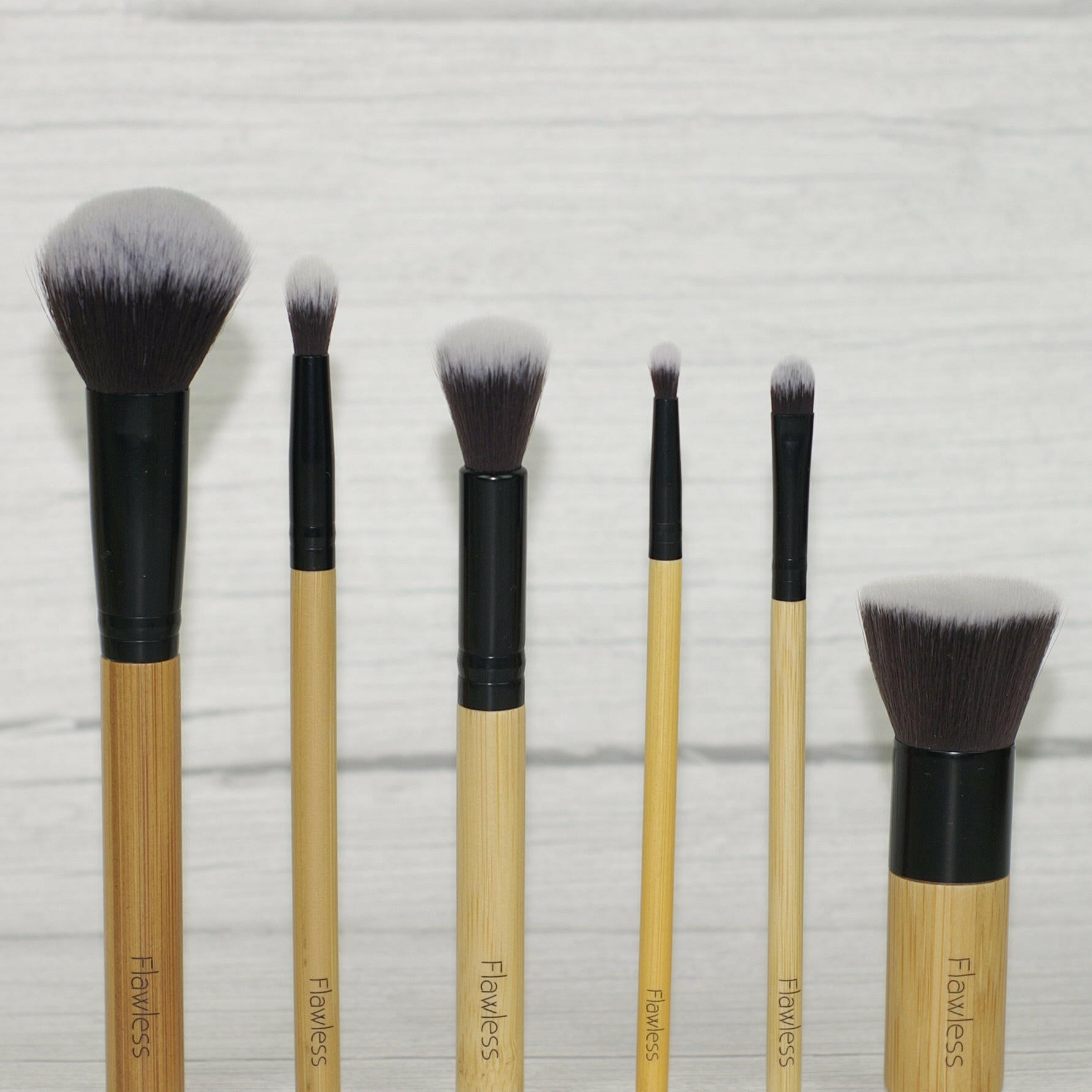 Dewy Skin Bamboo Brush Set.