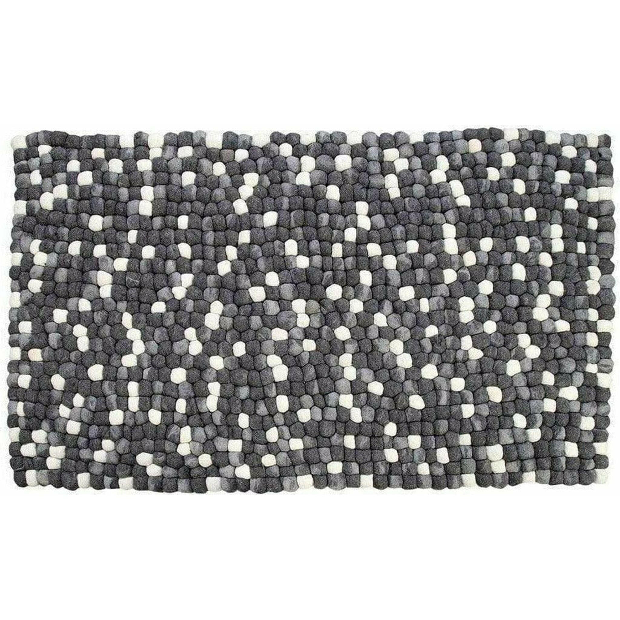 Amala - Handmade Wool Felt Pebble Rug - Grey.