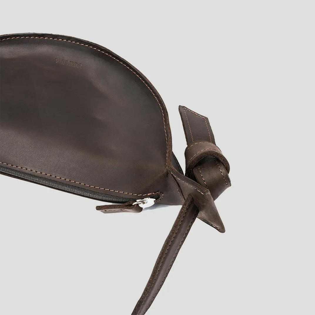 Shoulder Bag Crescent Dark Brown.