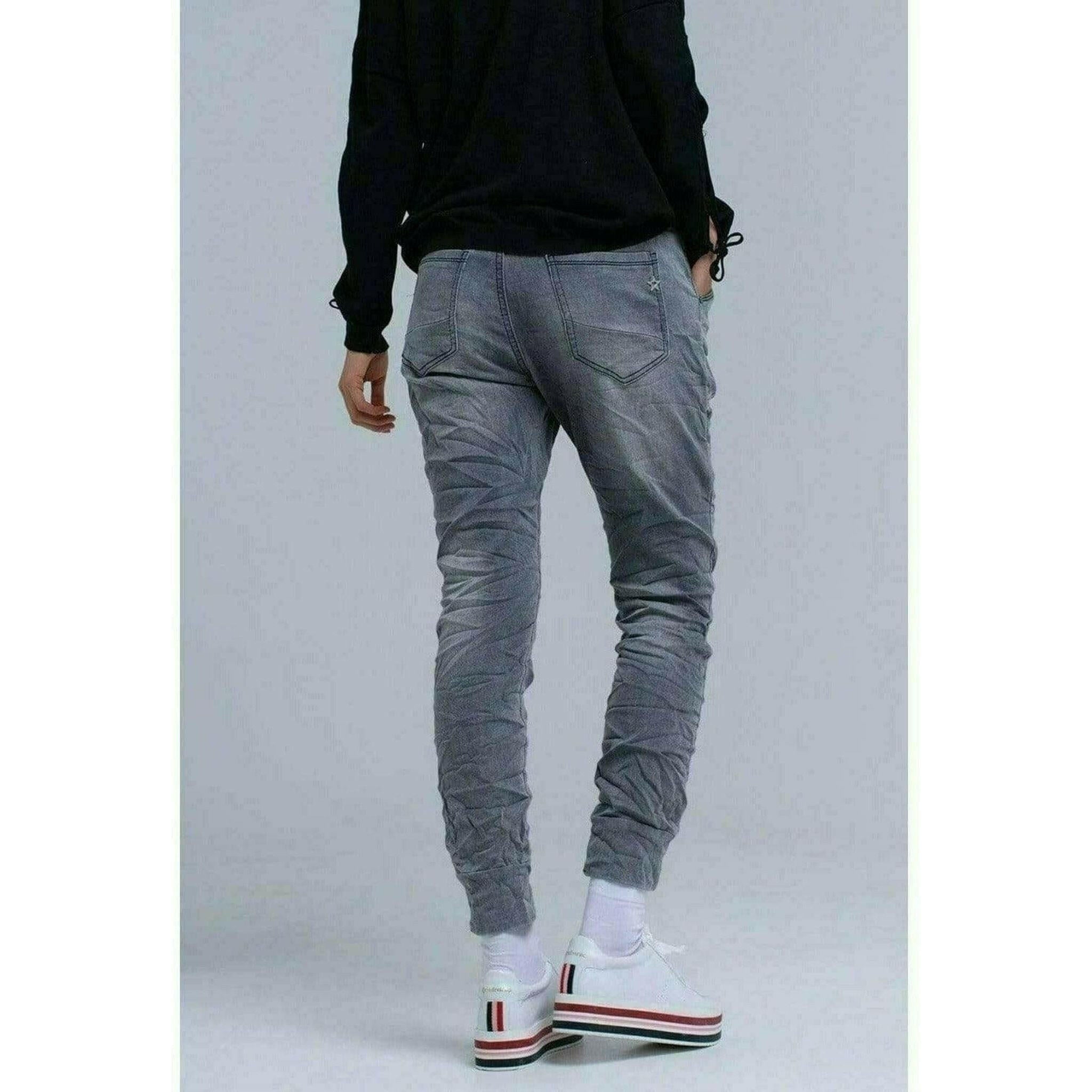 Jogger Jeans in Grey.