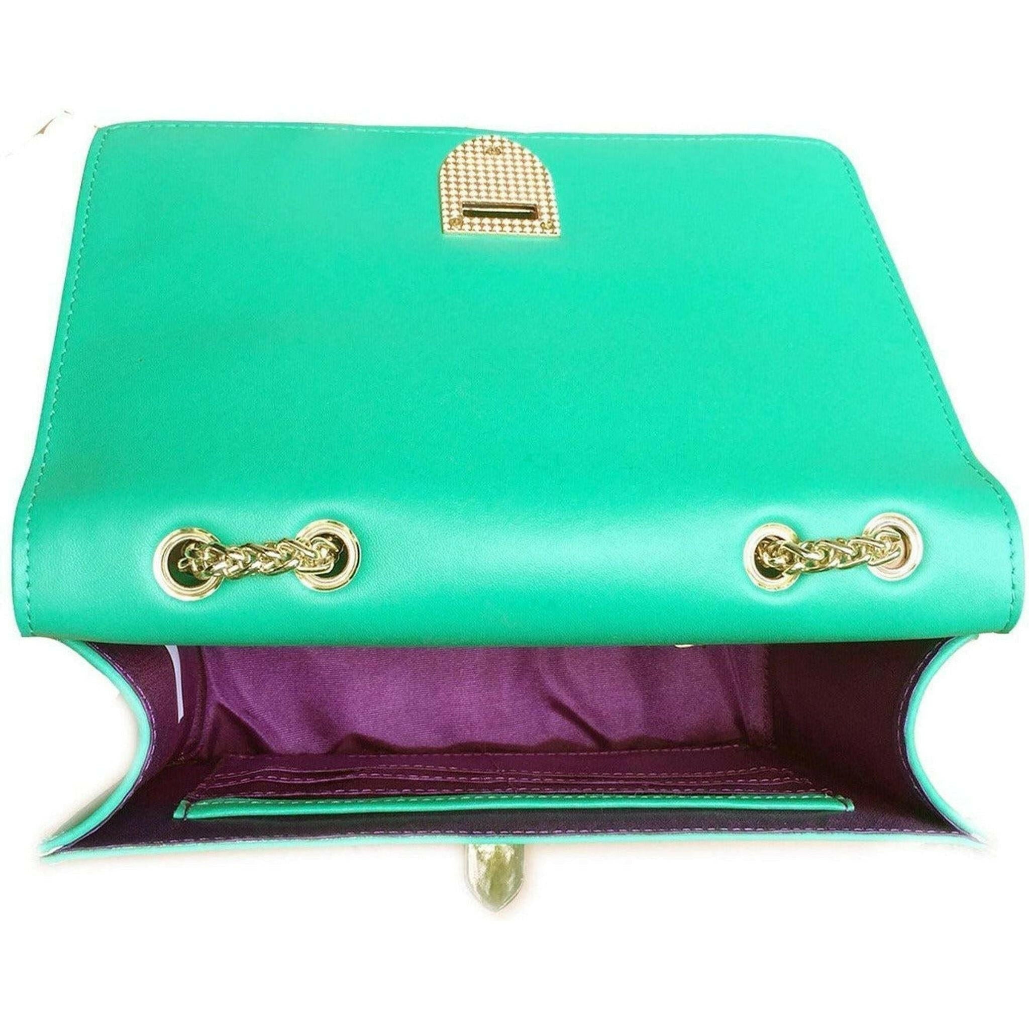 Josie Leather Bag With Chain Strap in Green.