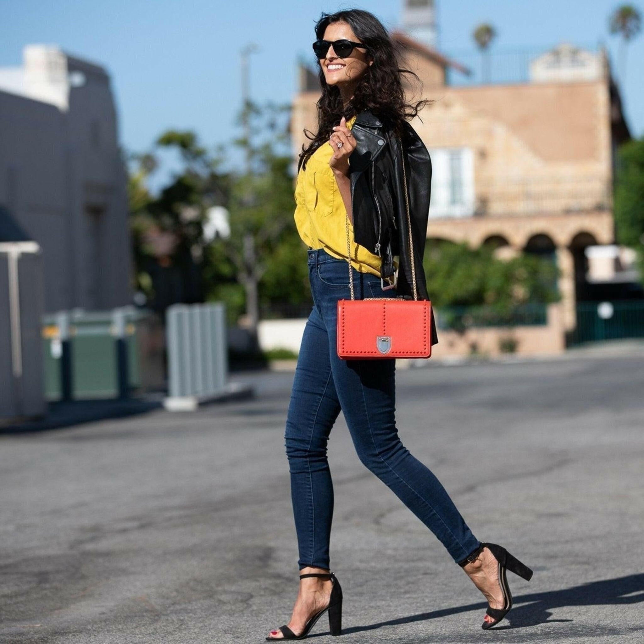 Josie Leather Purse with Gold Chain in Red.