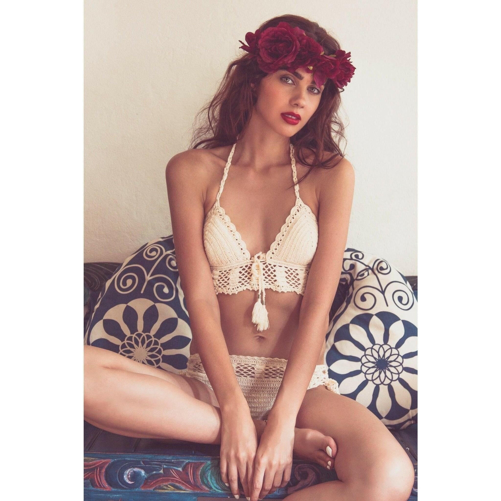 La Amatista Ecru Hand-Crocheted Bikini Set Cream.