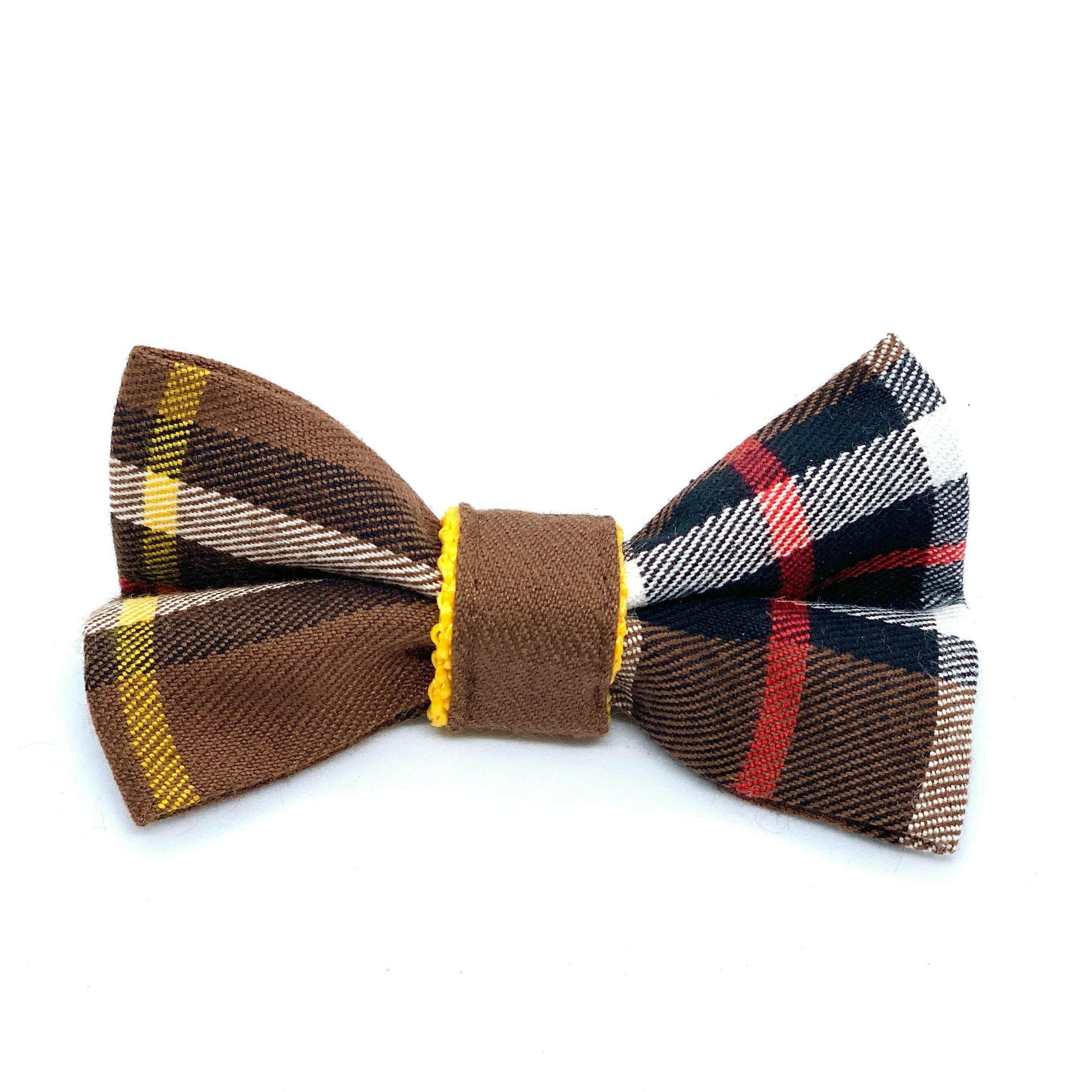 Medallion Dog Bow Tie.