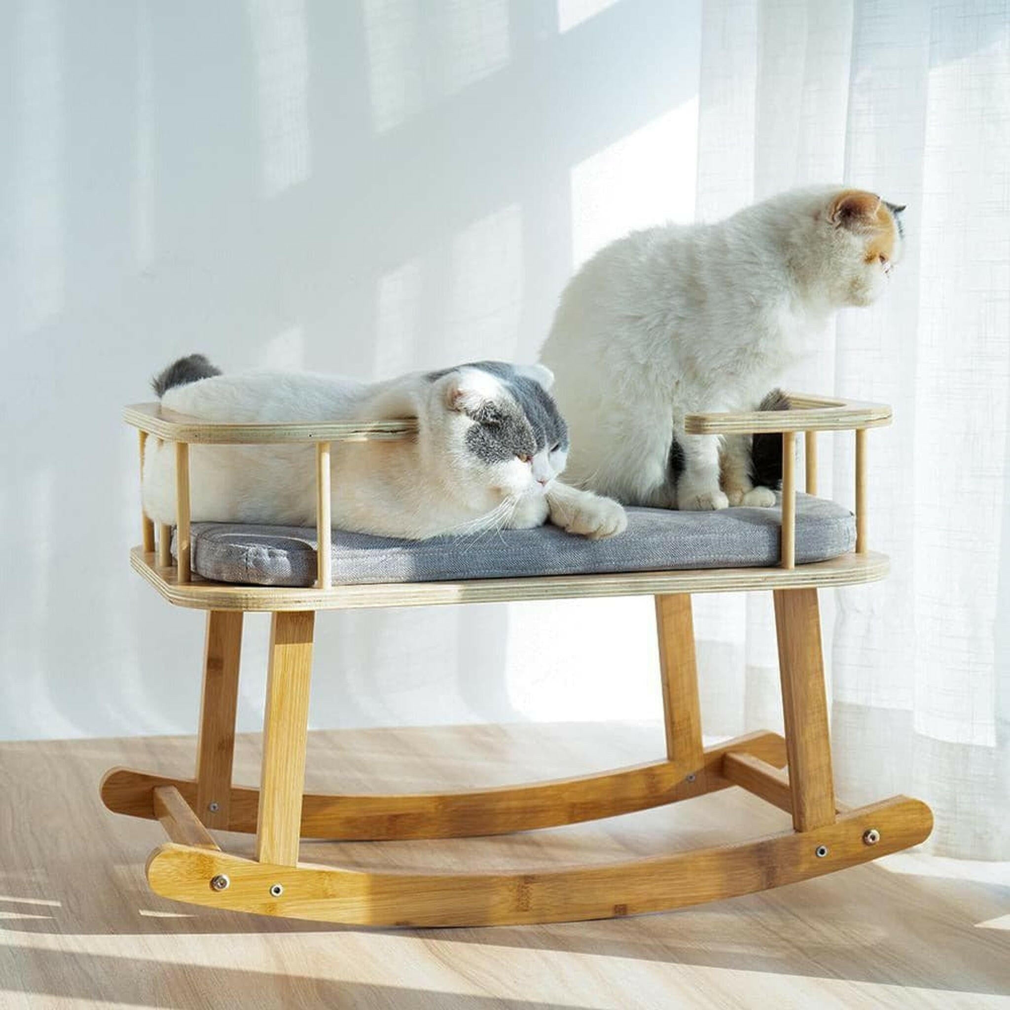 Rockaby Pet Comfy Portable Pet Bed.