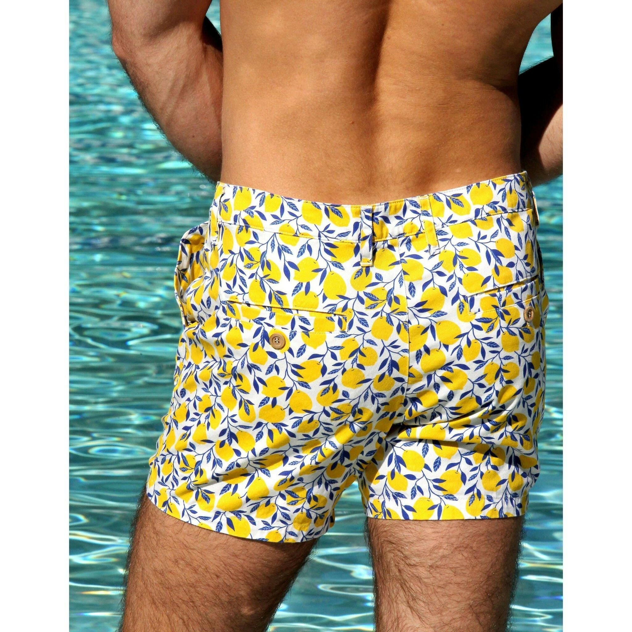 The Handsome 7" Shorts in Amalfi Lemons.