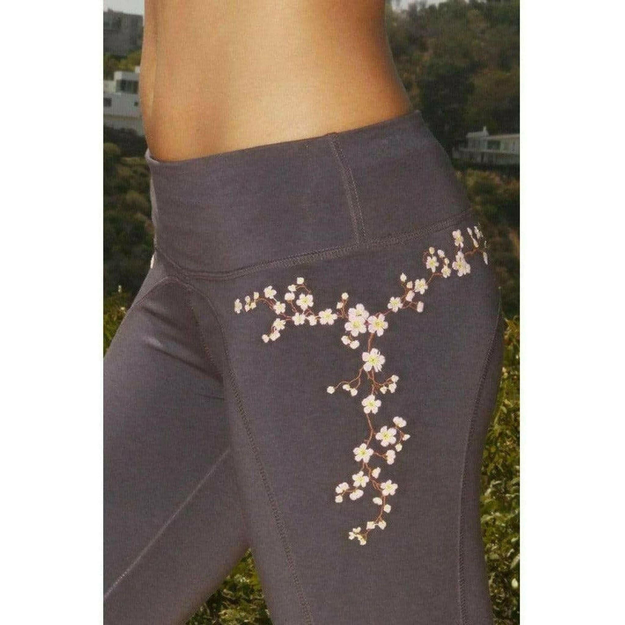 Yoga Leggings Cherry Blossom.