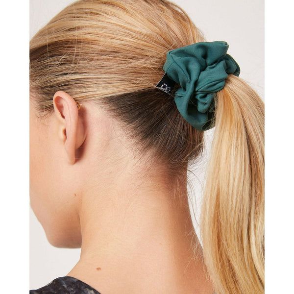 Cinch Scrunchi Hair Tie.