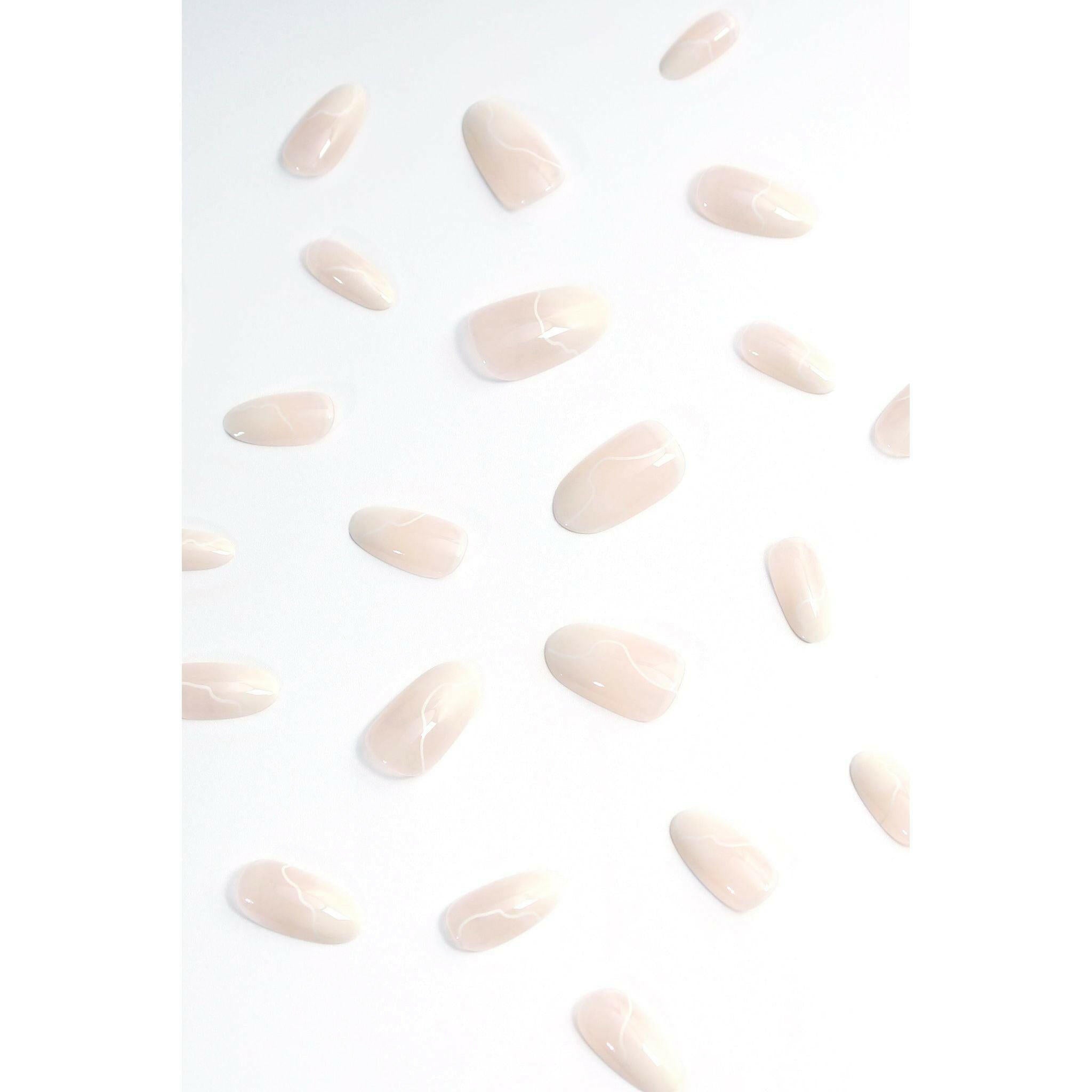 Cream Swirl | Soft & Durable Press-On Nails.