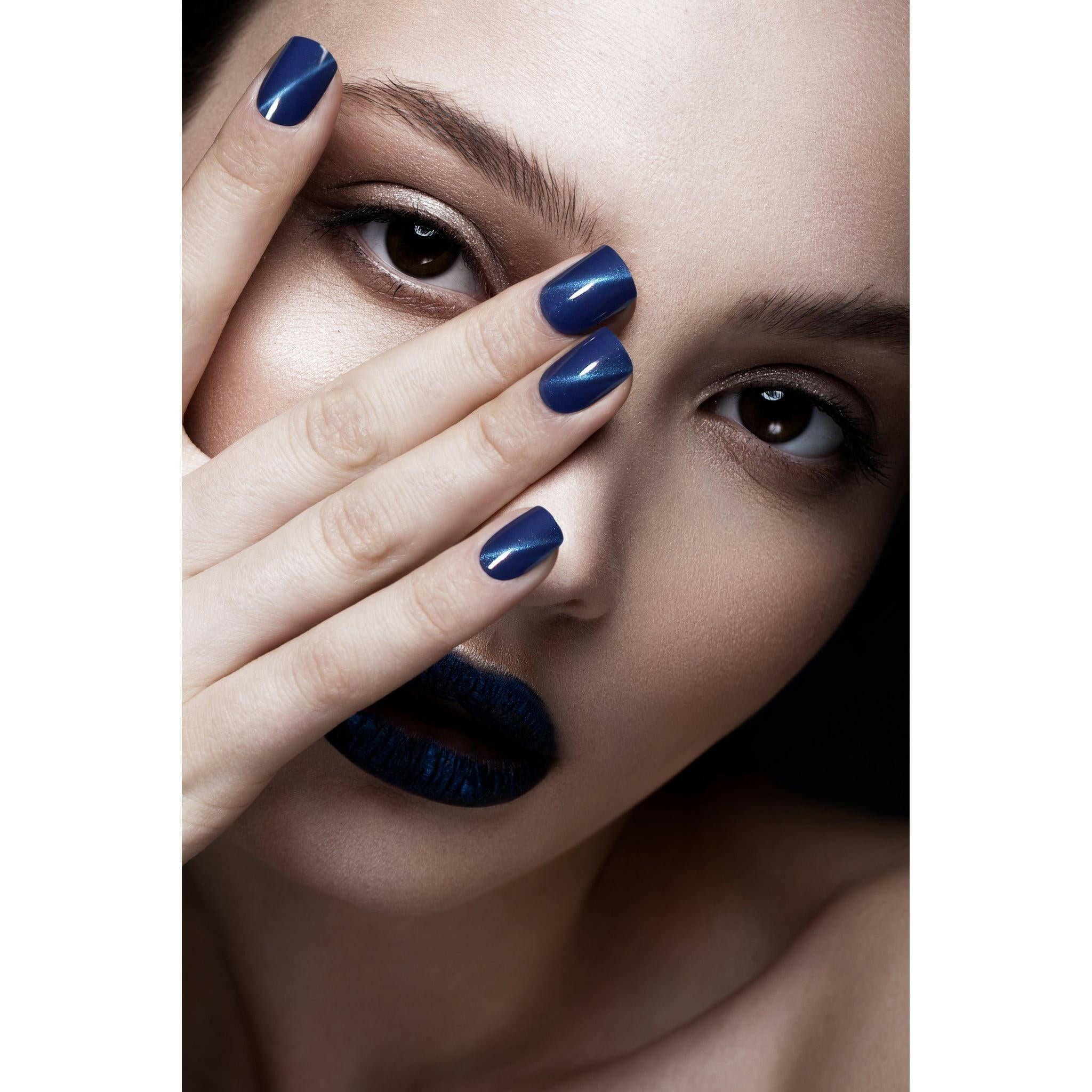 Starlite Blue | Soft & Durable Press-On Nails.